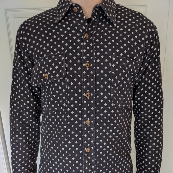 Feltraiger Long Sleeve w/ Spade Pattern - Picture 7 of 8